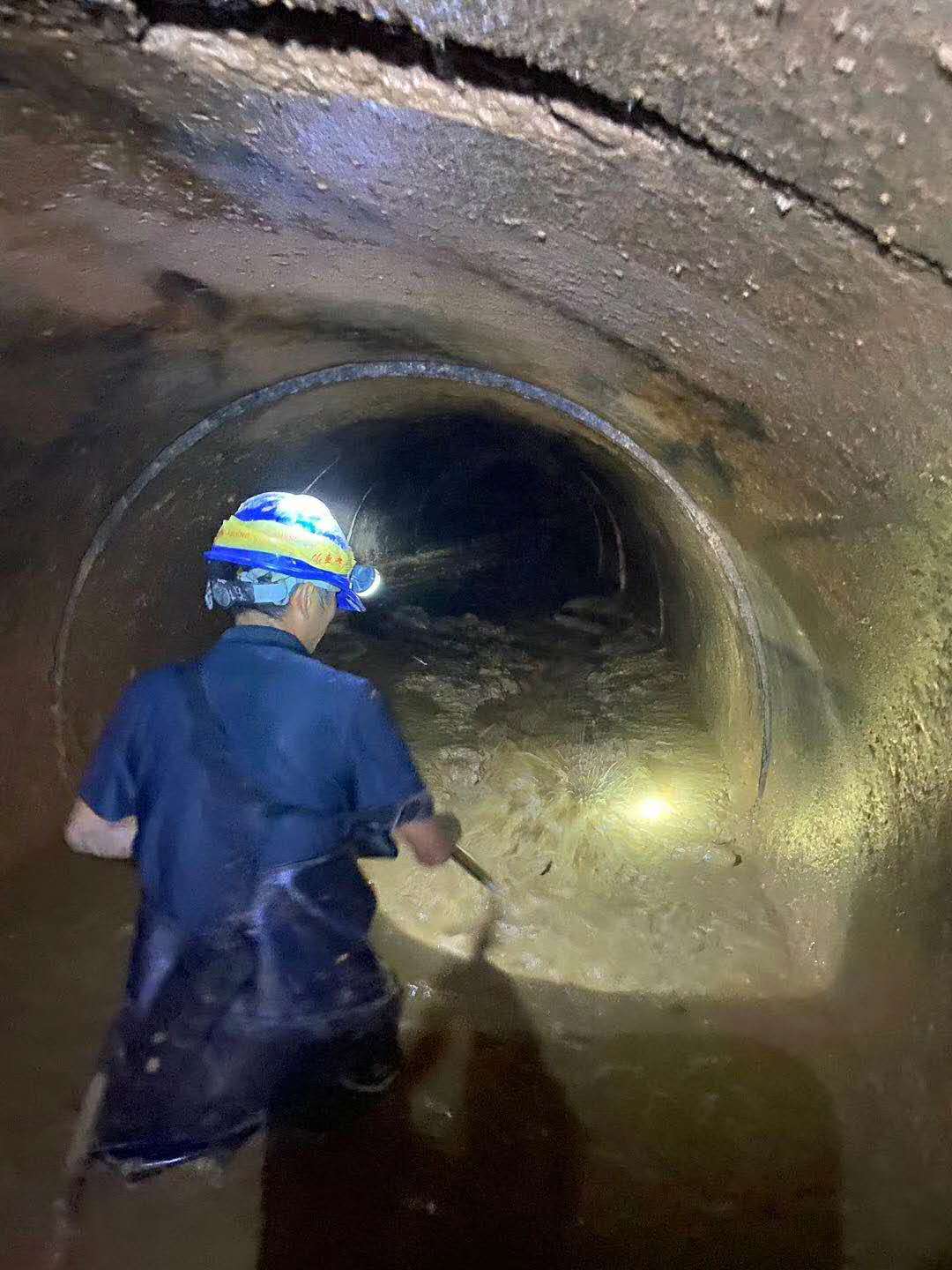 正镶白管道清洗-管道疏通